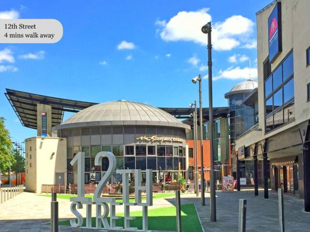 Luxury Campbell Park Apartments In Central Mk With Balcony, Free Parking & Smart Tv With Netflix By Yoko Property Milton Keynes Bagian luar foto